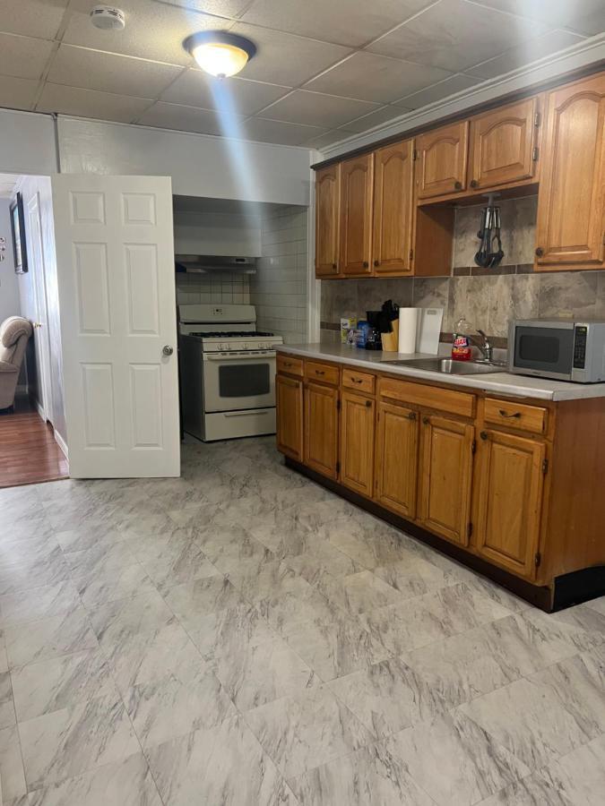 Lovely Three Bedroom Apartment Near Jersey City And Newyork Лінден Екстер'єр фото